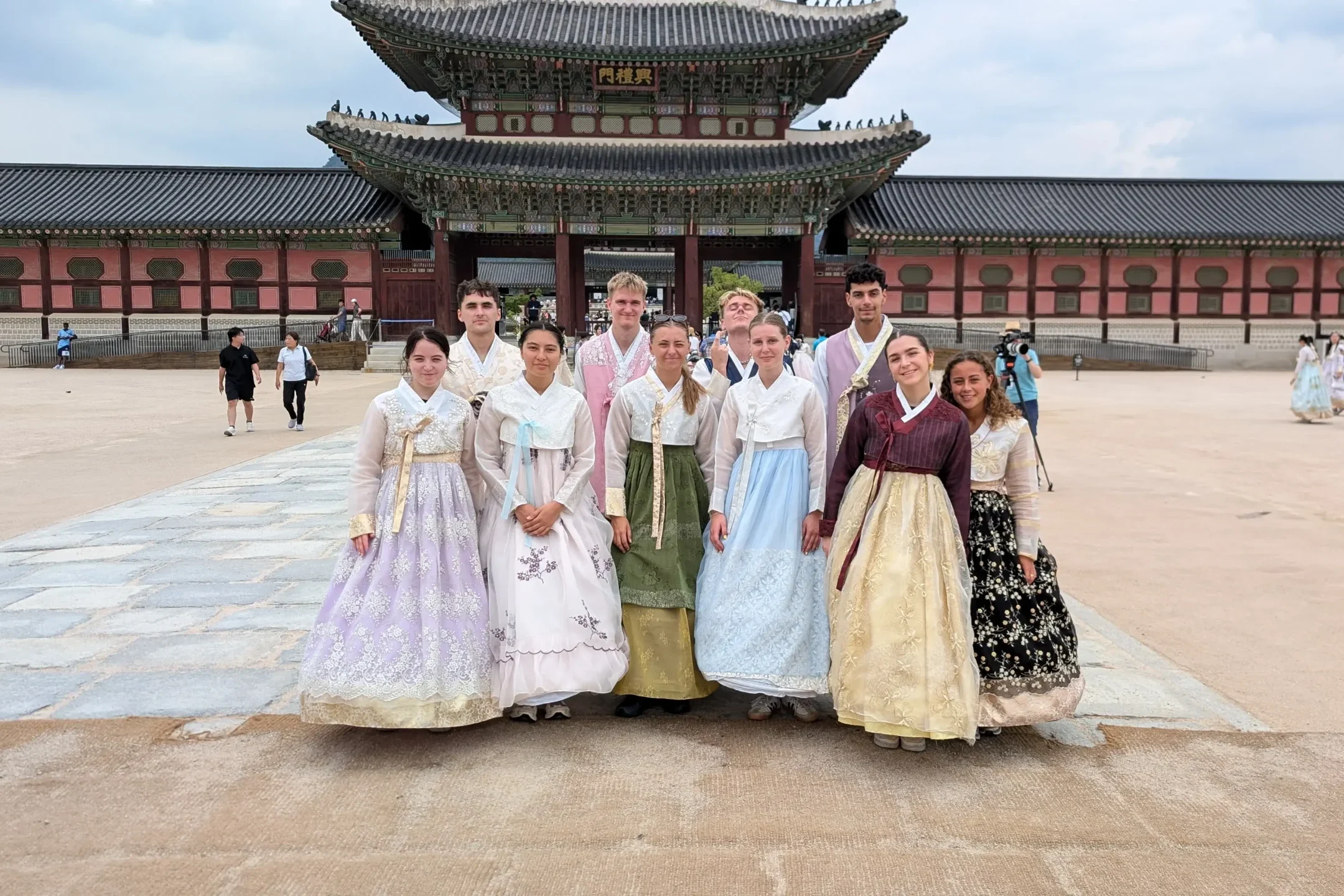 Working Holiday Seoul - hanbok