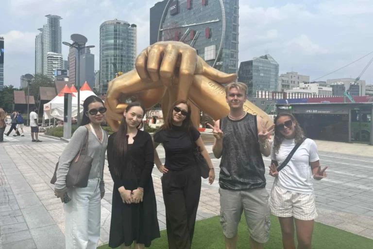 Working holiday seoul - gangnam style
