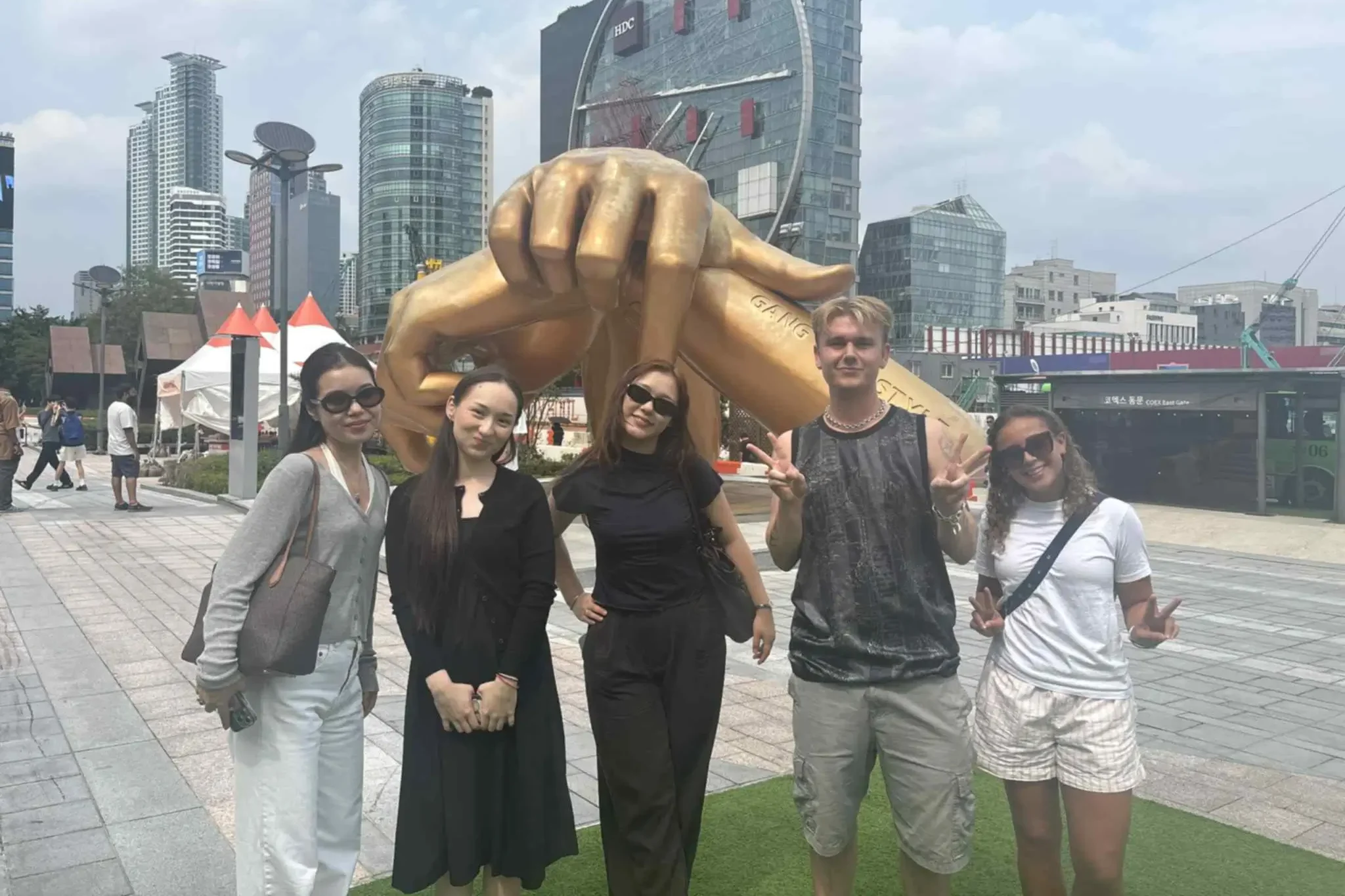Working holiday seoul - gangnam style